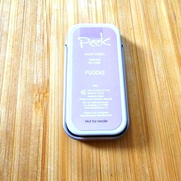 Peek Lipgloss "Natural Lip Color" in Shade Puddle, Metal Slide-open, Size 3.8g - Picture 2 of 2